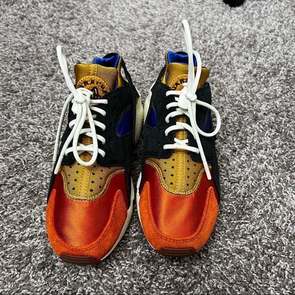 Nike Huarache - Picture 7 of 9